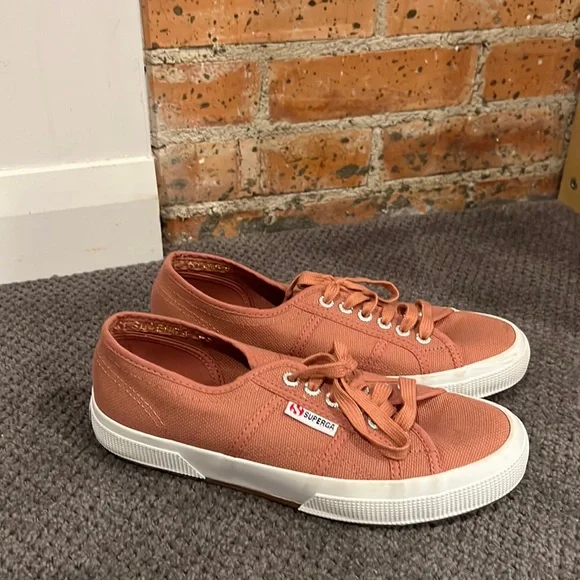 SUPERGA Sneakers - Picture 1 of 5